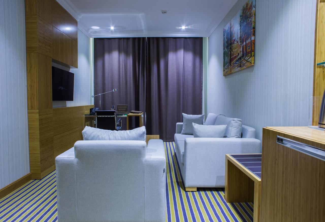Aidana Plaza Hotel Shymkent Exterior foto