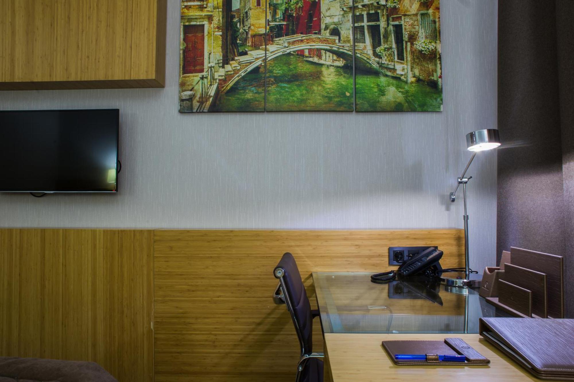 Aidana Plaza Hotel Shymkent Exterior foto